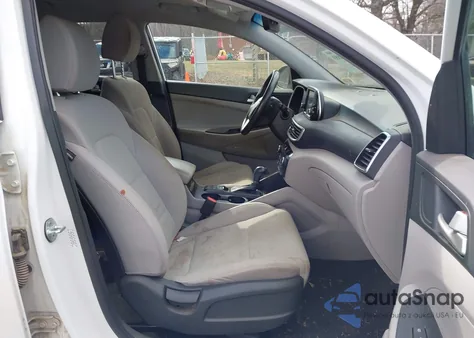 2020 Hyundai Tucson Sport z USA, uszkodzony, nr VIN KM8J3CAL9LU196521